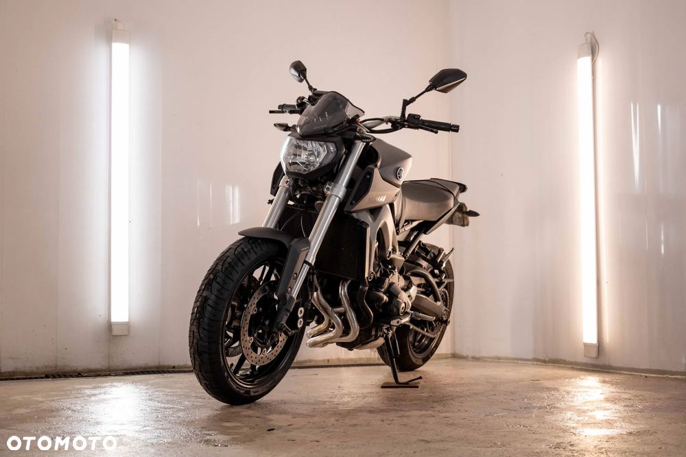 Yamaha MT - 1
