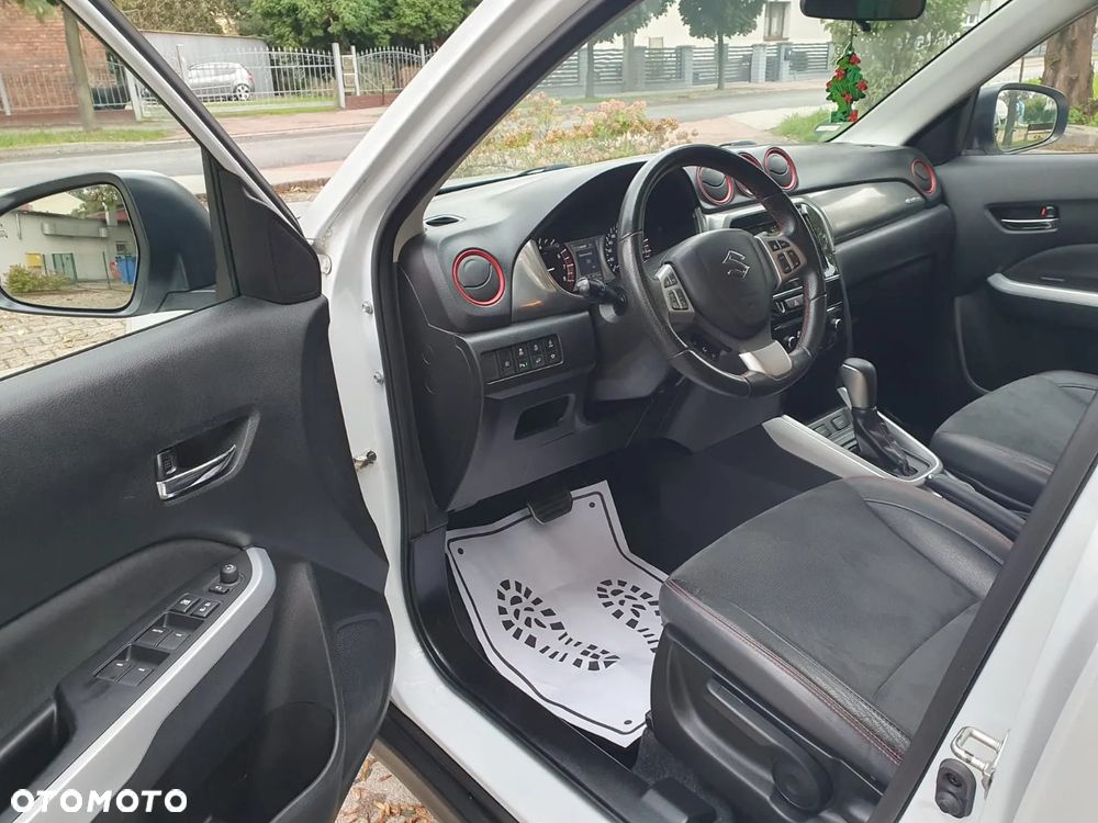 Suzuki Vitara 1.4 Boosterjet Premium 4WD - 11