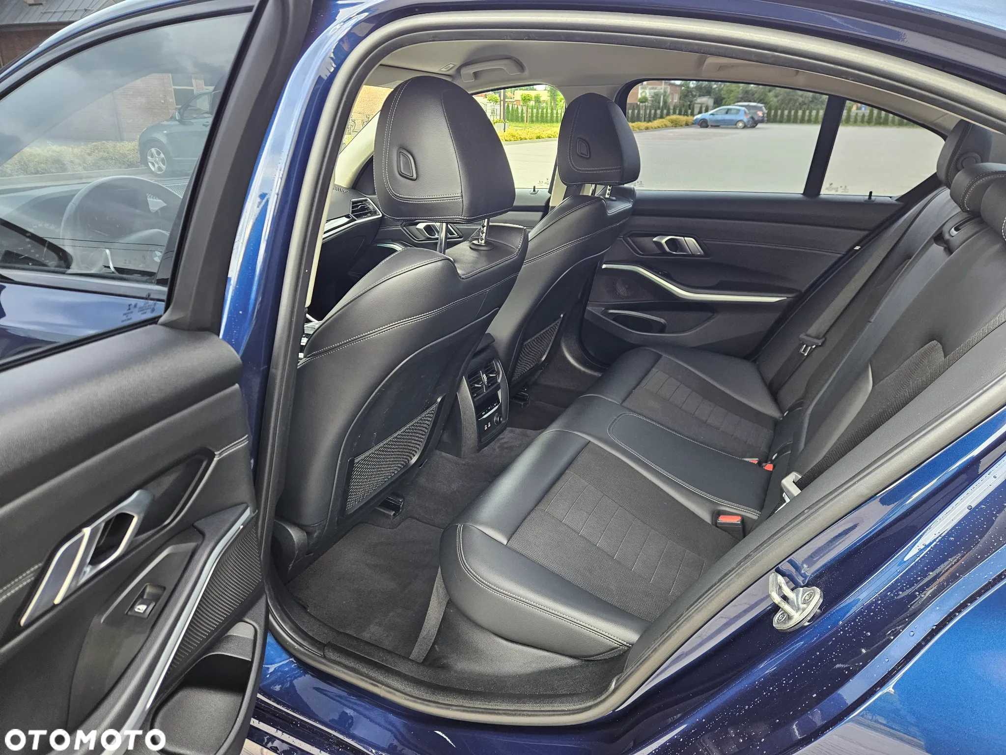BMW Seria 3 320d Sport Line Shadow sport - 27