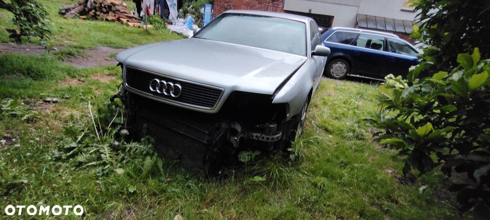 Audi A8 - 3