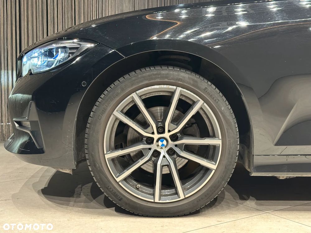 BMW Seria 3 320d xDrive Sport Line - 8