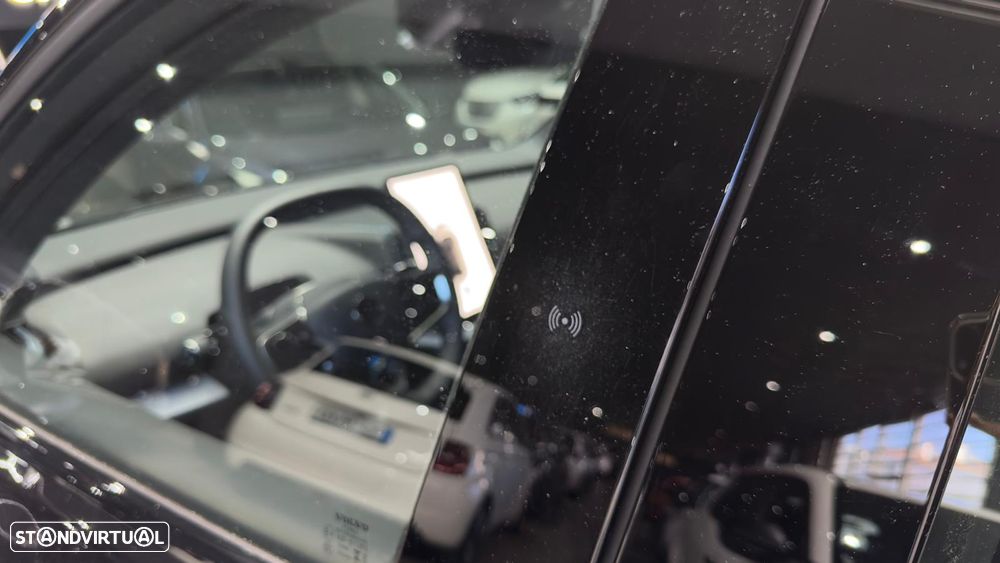 Volvo EX30 Single Motor Extended Range RWD Core - 10