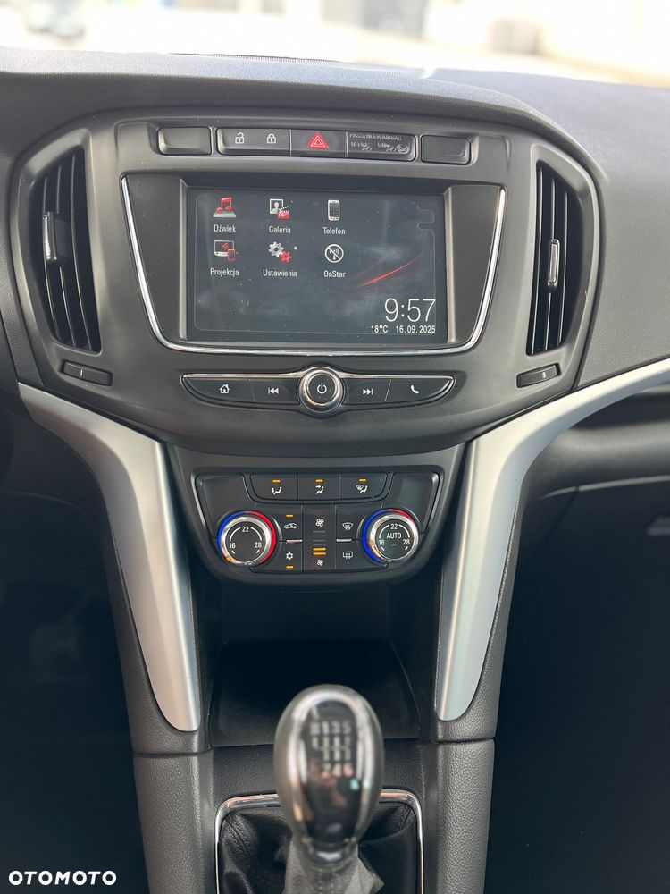 Opel Zafira - 23