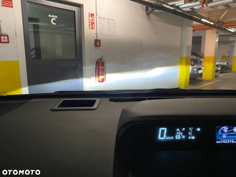 Toyota Prius+ - 28