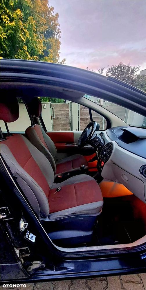 Renault Modus - 2