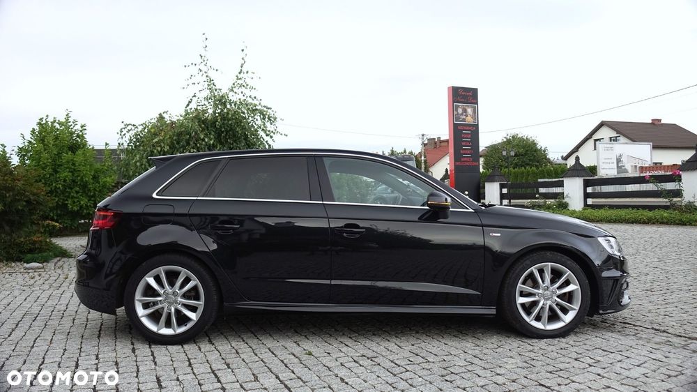 Audi A3 Sportback - 16