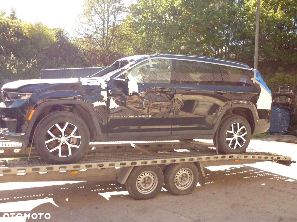 Jeep Grand Cherokee - 3