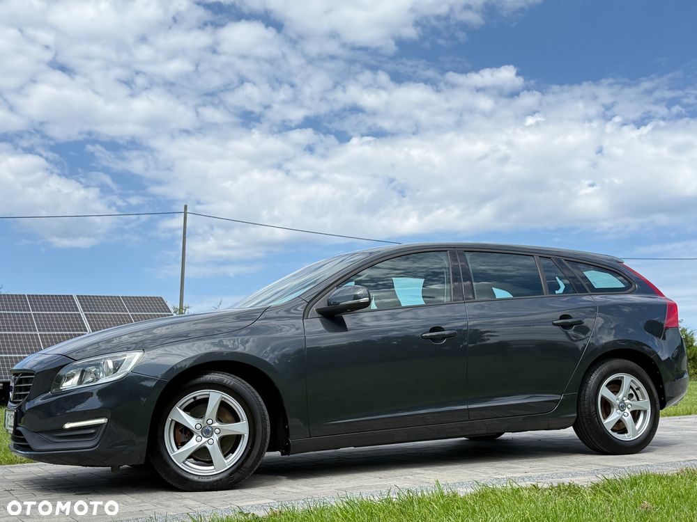 Volvo V60 D2 Momentum - 6
