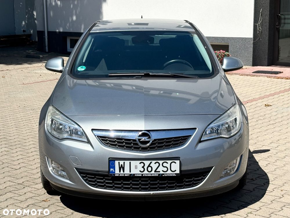 Opel Astra 1.4 Turbo Color Edition - 2