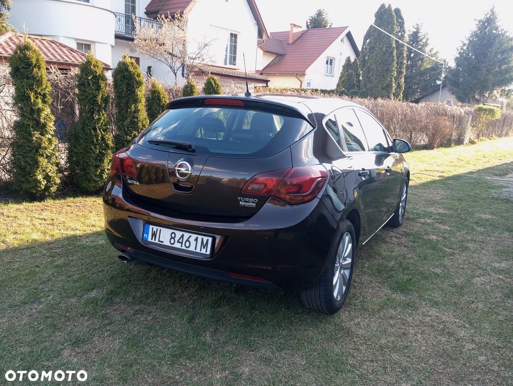 Opel Astra 1.4 T Cosmo - 6