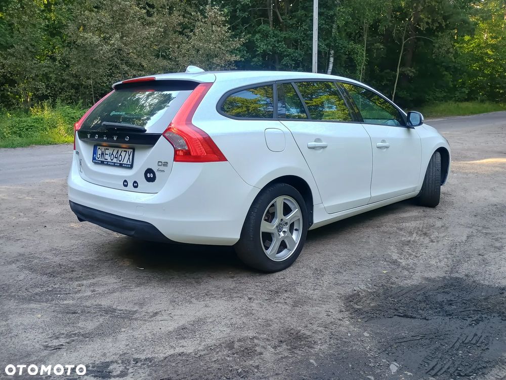 Volvo V60 D2 Kinetic - 3