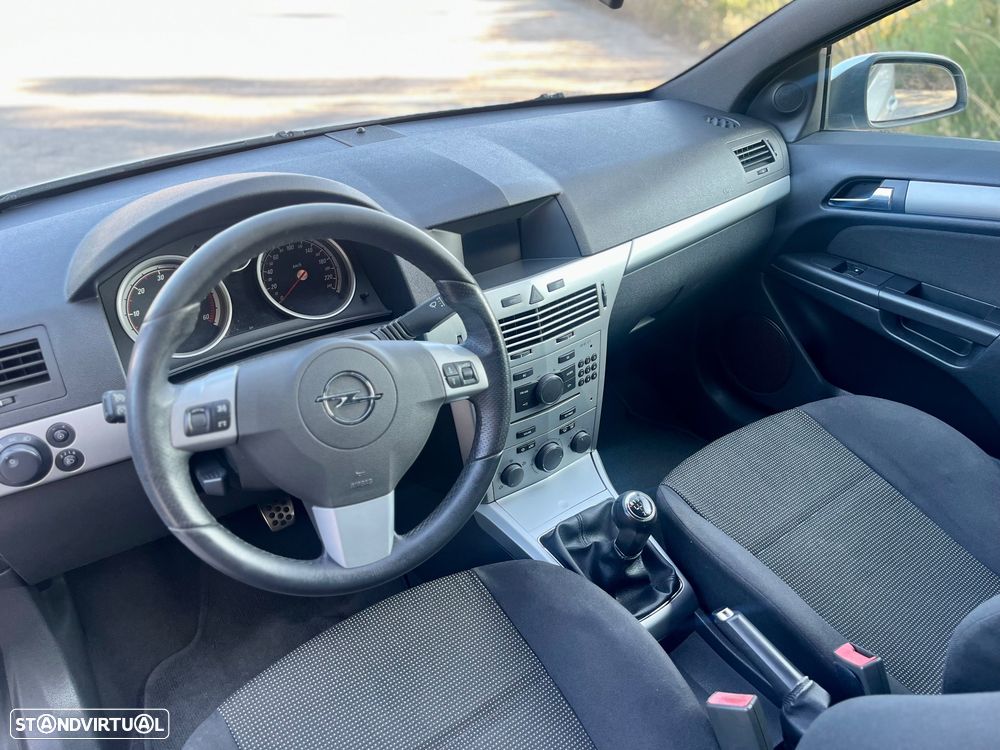 Opel Astra GTC 1.7 CDTI - 9