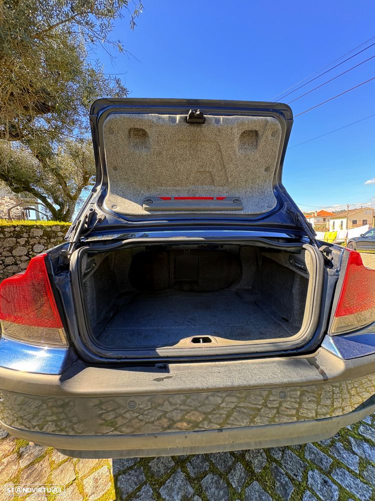 Volvo S60 2.4 D5 - 26