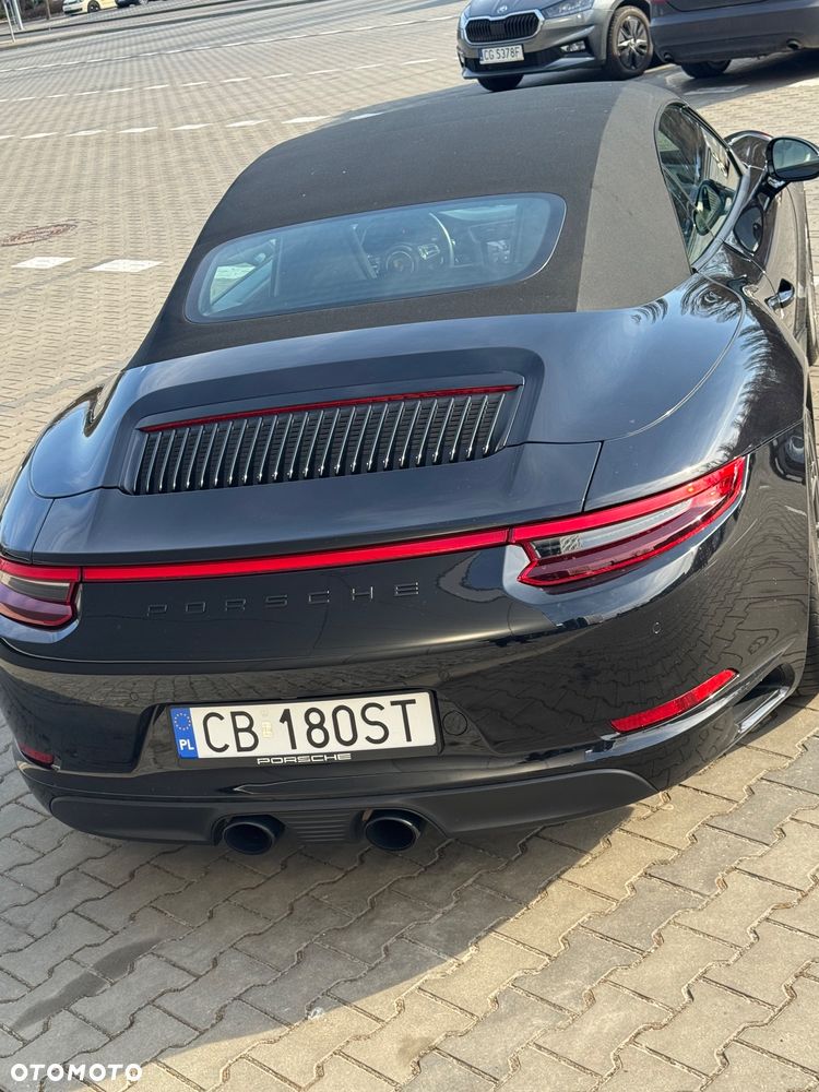 Porsche 911 Carrera 4S PDK - 4