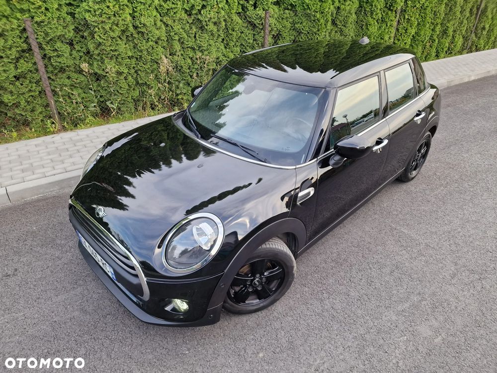 MINI ONE Essential Trim - 33