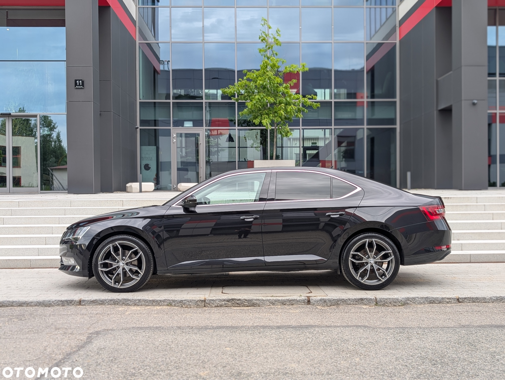 Skoda Superb 2.0 TDI Ambition DSG - 3