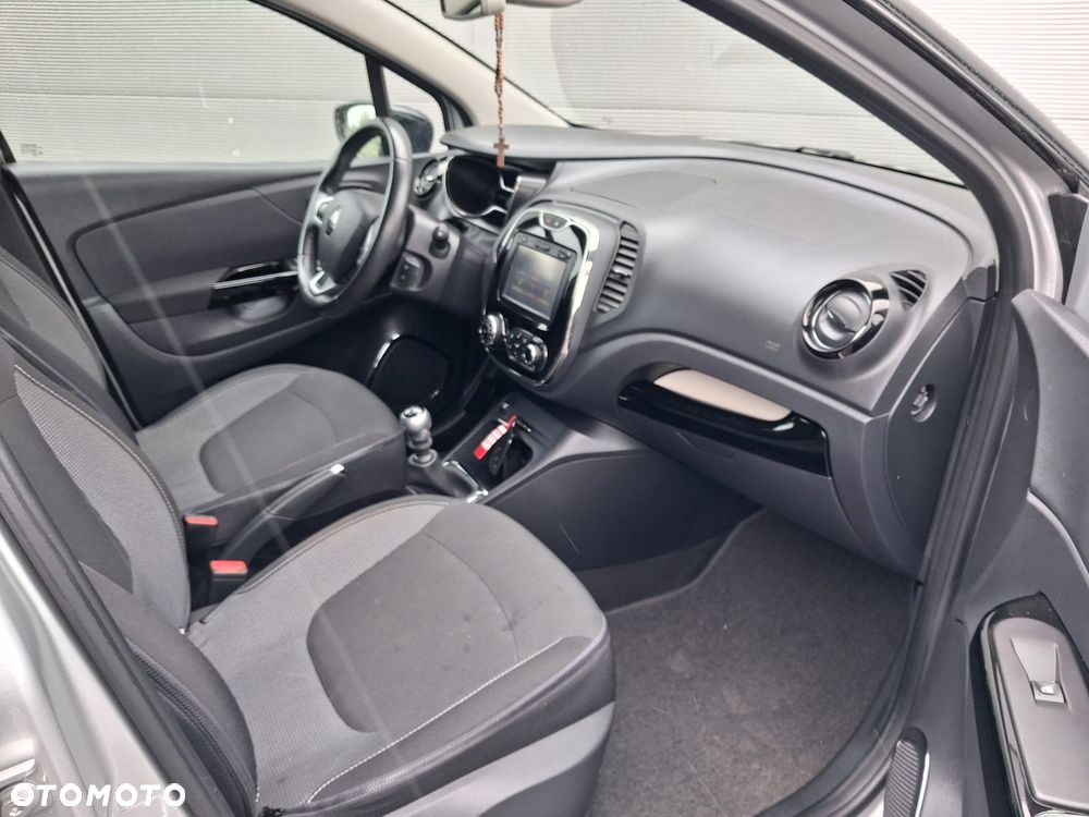 Renault Captur - 19