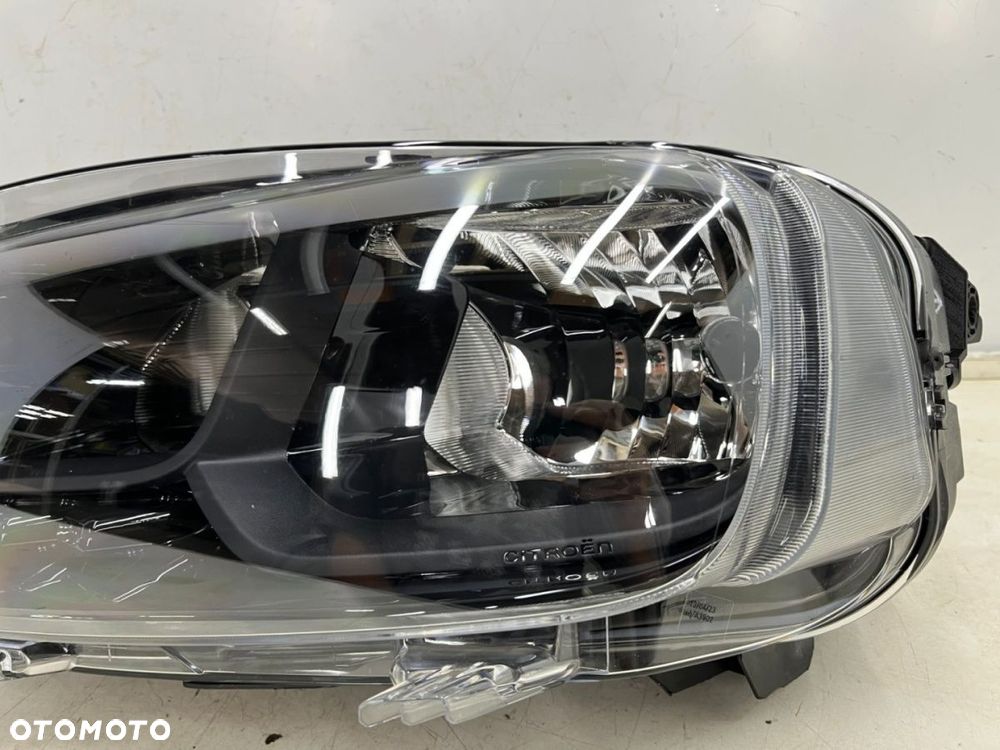 Lampa reflektor Citroen Berlingo III 3 Multispace 18-23r. lewa przednia wersja osobowa lewy przód - 8