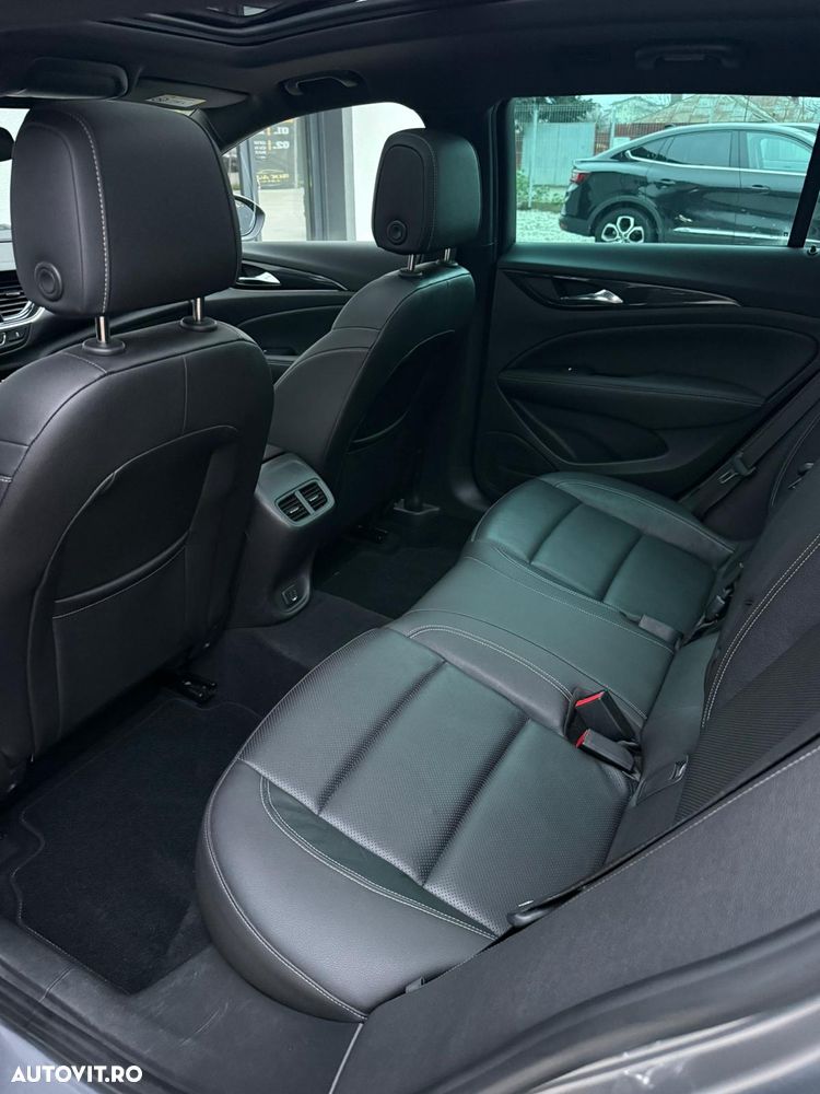 Opel Insignia Sports Tourer 1.6 Diesel Business Innovation - 9