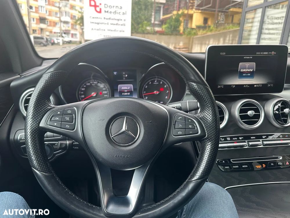Mercedes-Benz GLC 300 4MATIC - 32