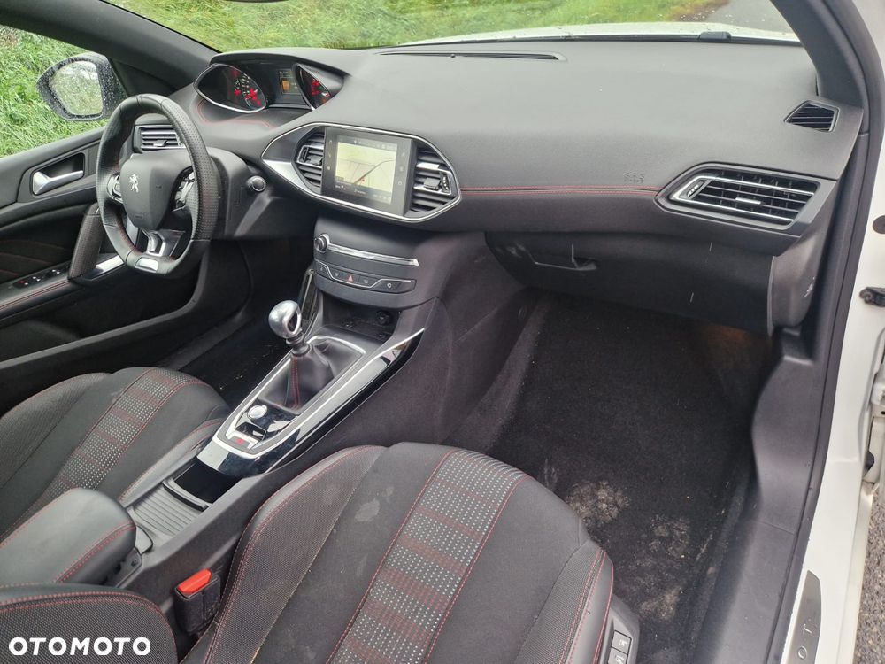 Peugeot 308 - 11