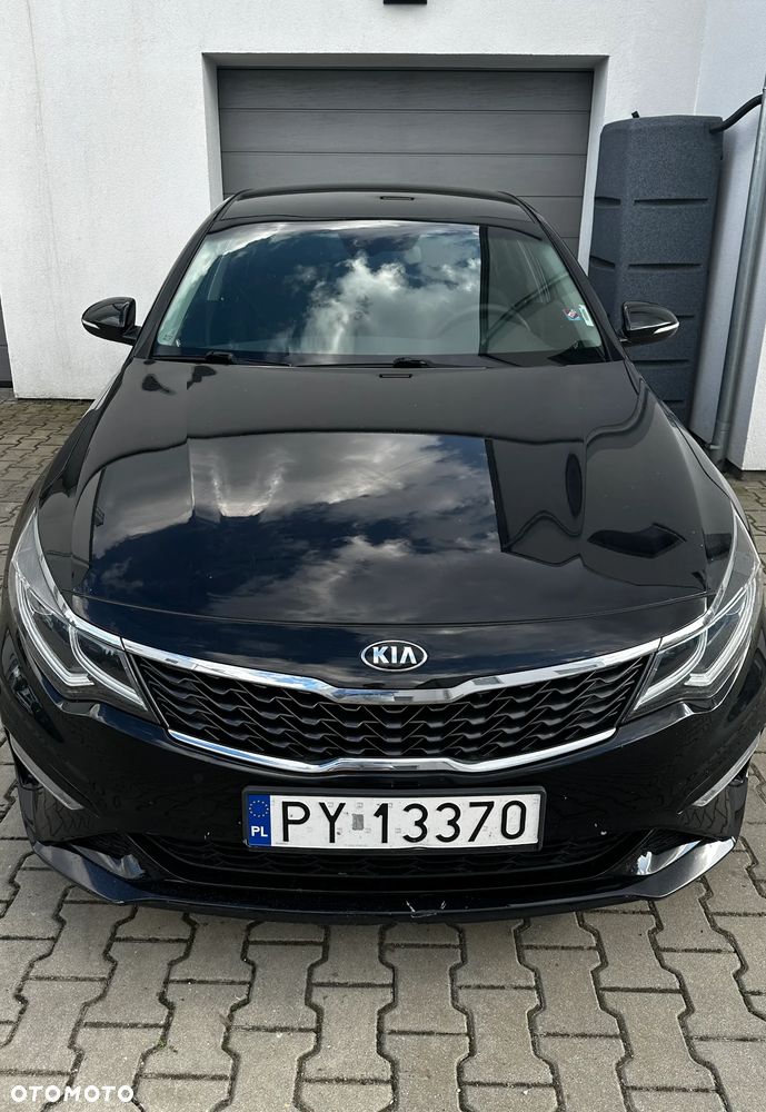 Kia Optima - 8