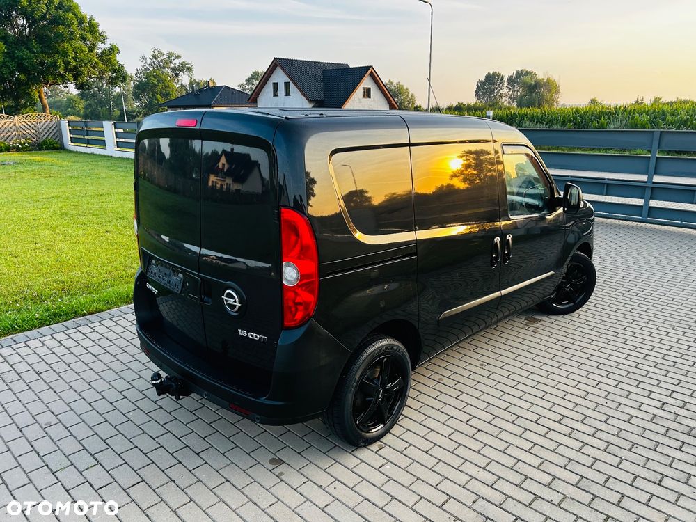 Opel Combo - 8