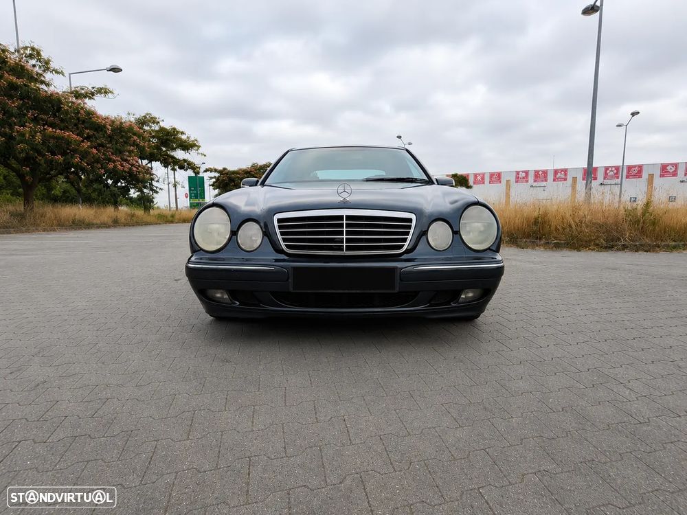 Mercedes-Benz E 220 CDI Avantgarde - 6