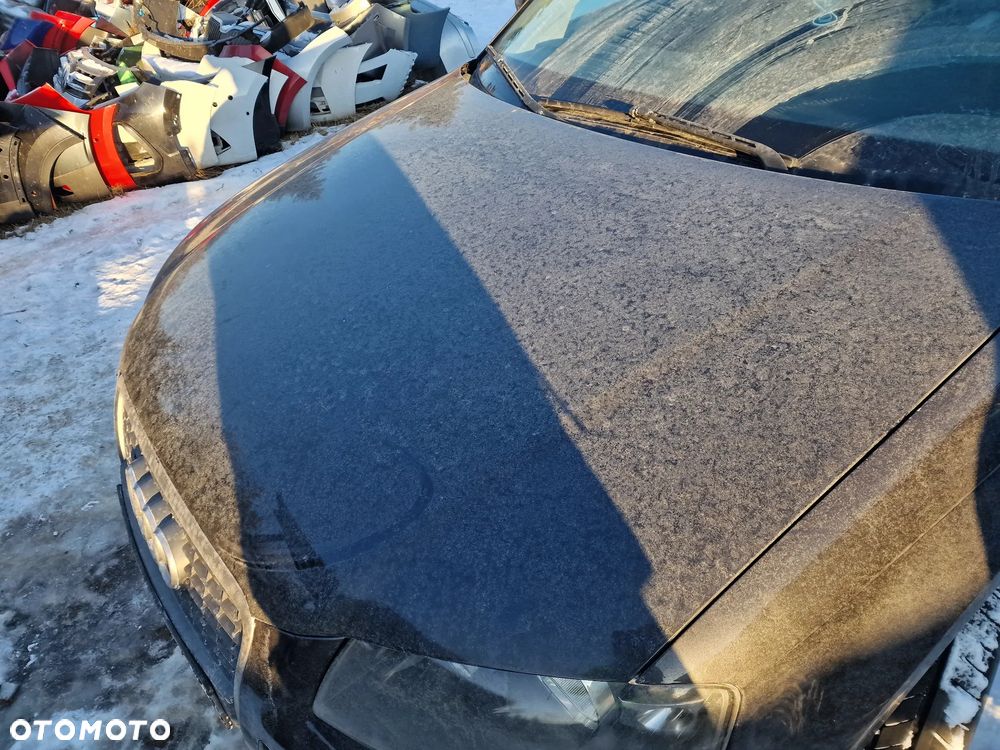 Maska przód  audi  a3 8p  04-08 W kolorze LZ7Y - 2