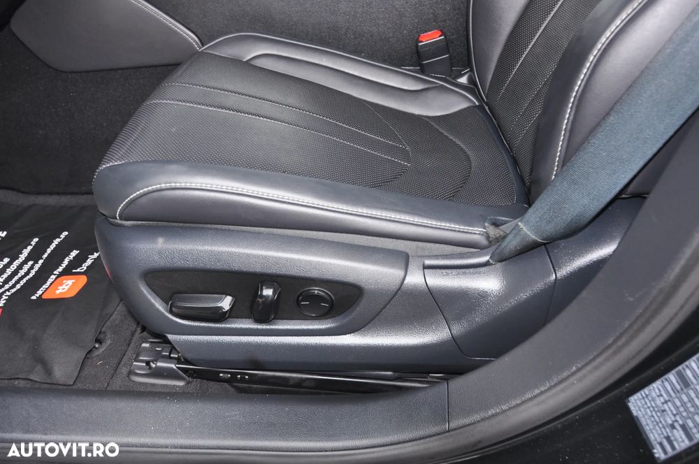 Lexus Seria ES 300h F Sport - 17