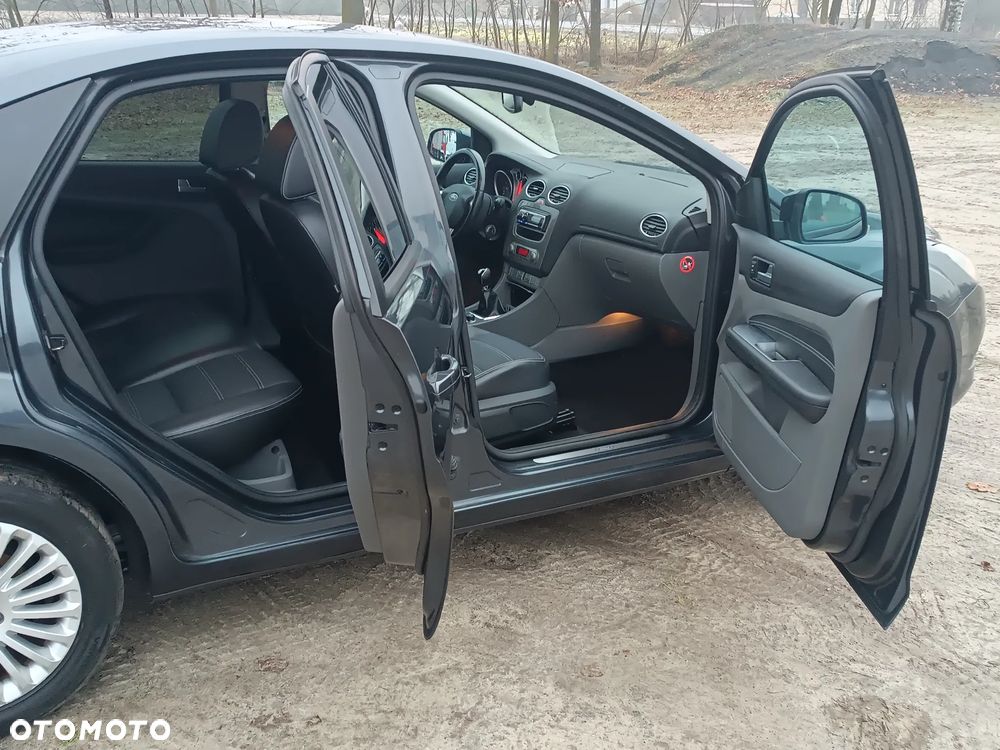 Ford Focus 1.8 Titanium - 7