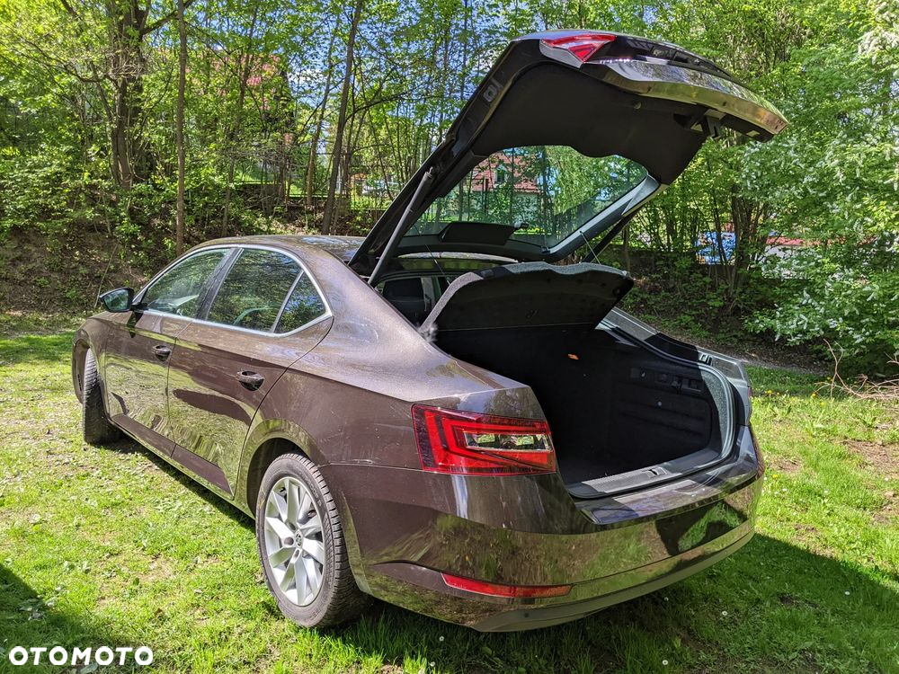 Skoda Superb - 8