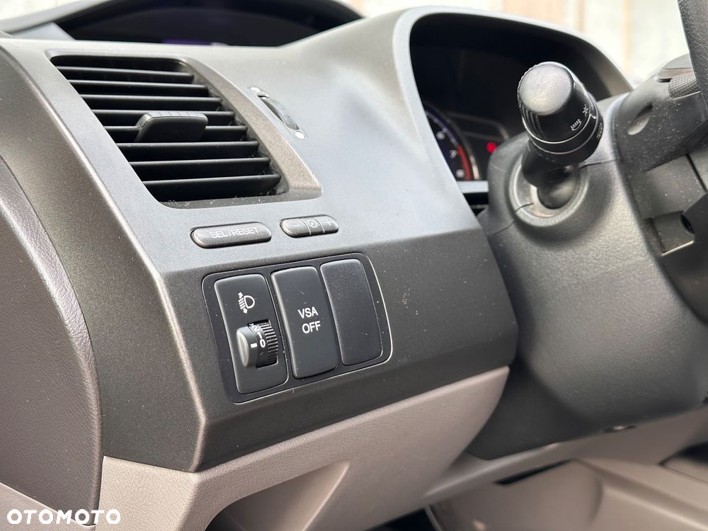 Honda Civic 1.8 Comfort - 23