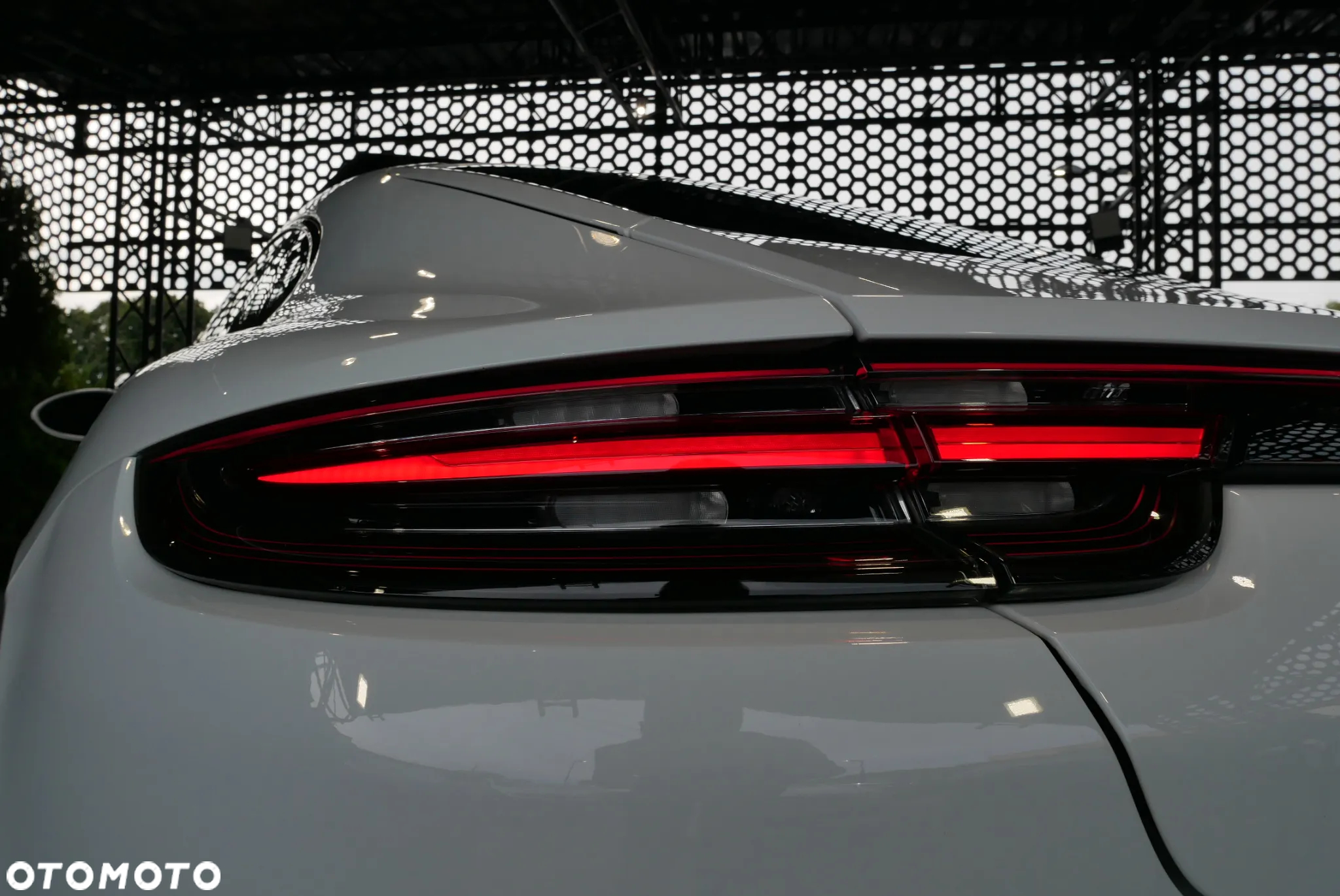 Porsche Panamera - 40