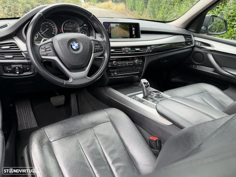 BMW X5 25 d sDrive Comfort 7L - 25