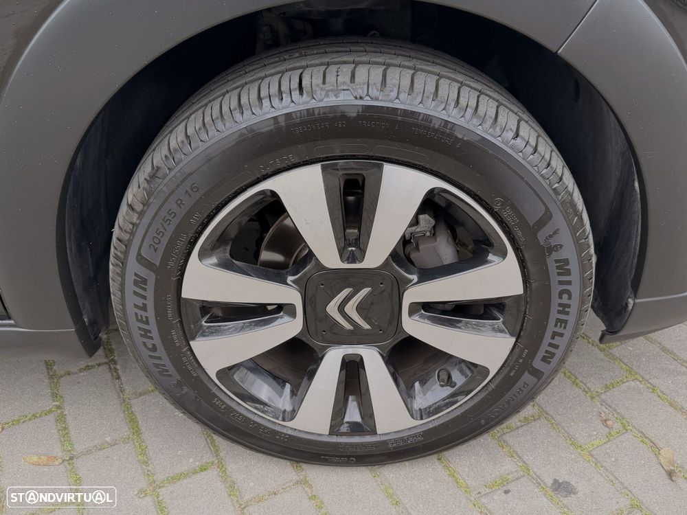 Citroën C3 1.2 PureTech Shine - 43