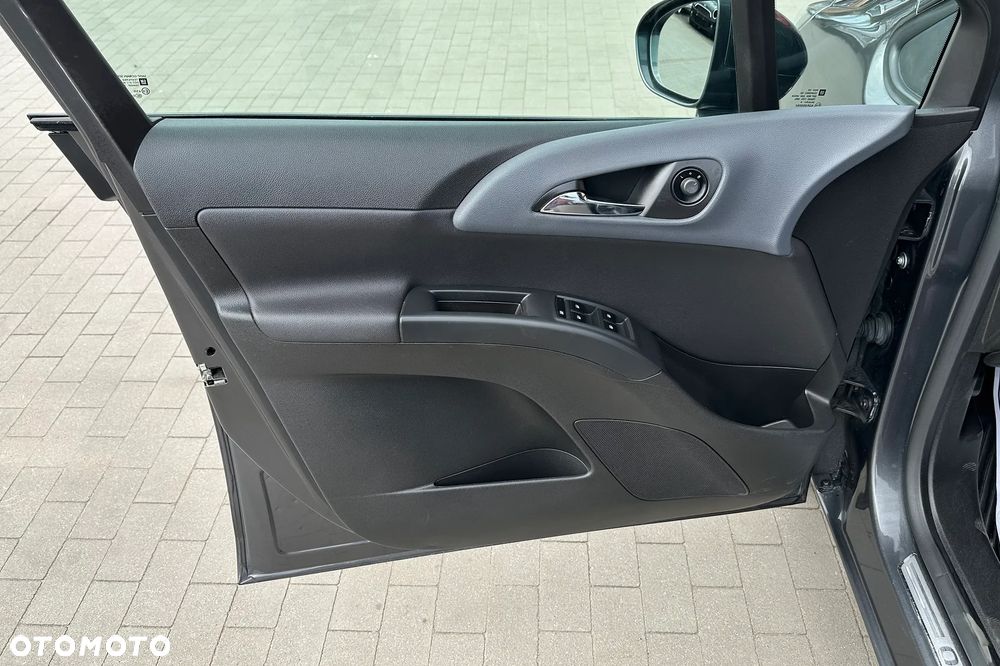 Opel Meriva 1.4 T Enjoy - 19