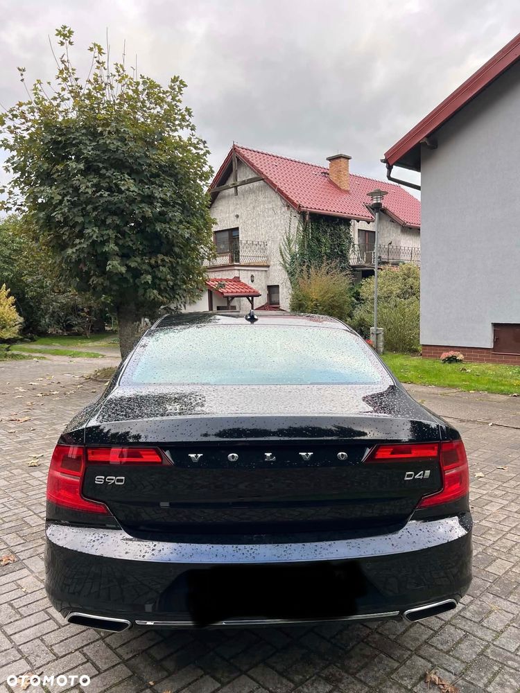 Volvo S90 - 10