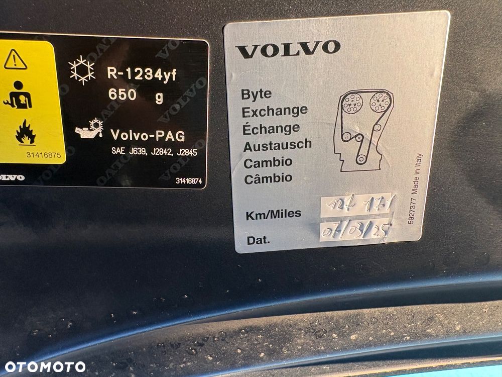 Volvo V60 D3 Momentum Pro - 26