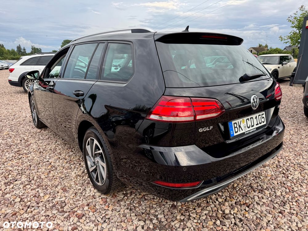 Volkswagen Golf 1.6 TDI Sound - 18
