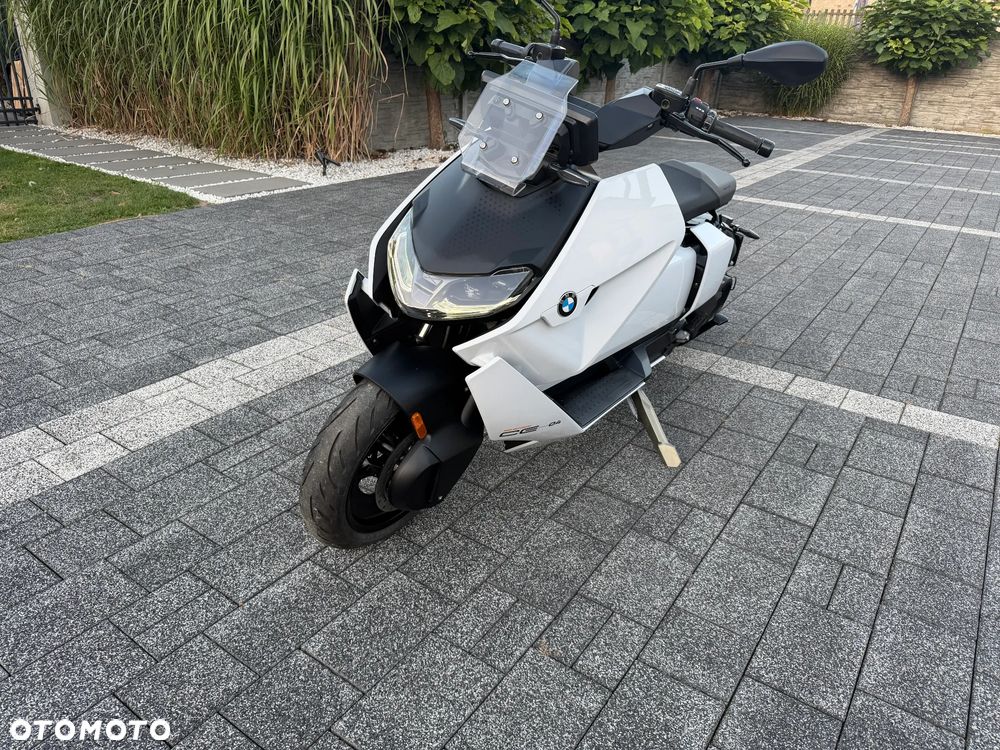 BMW CE 04 - 6