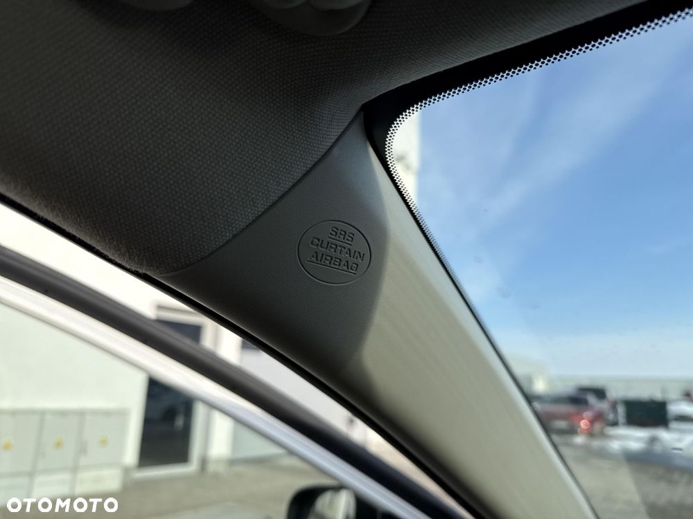 Toyota Corolla 1.6 Comfort - 23