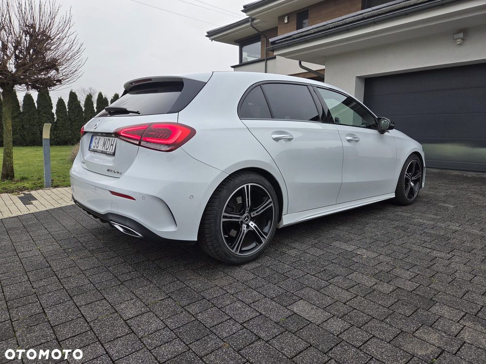 Mercedes-Benz Klasa A 200 AMG Line 7G-DCT - 3