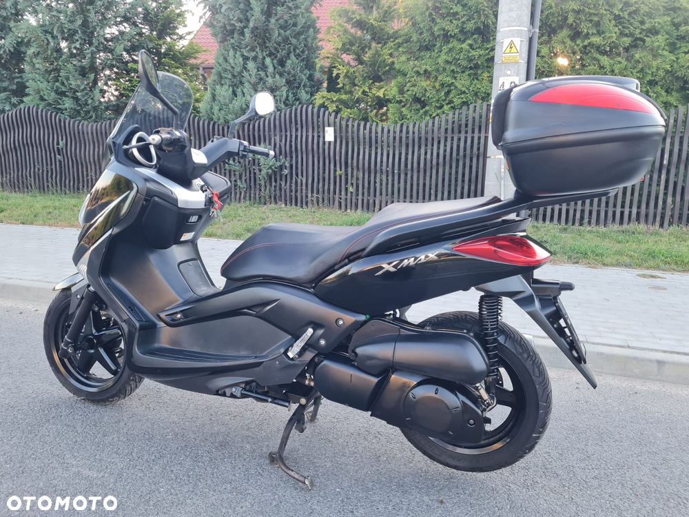 Yamaha X-max - 4
