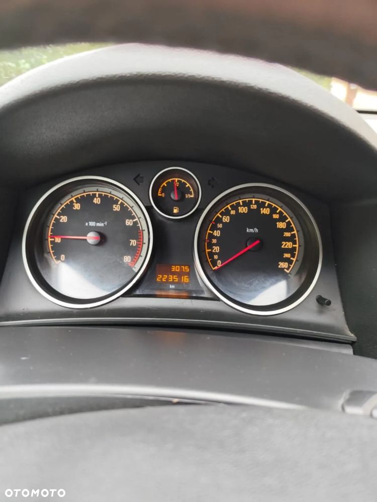 Opel Astra - 10
