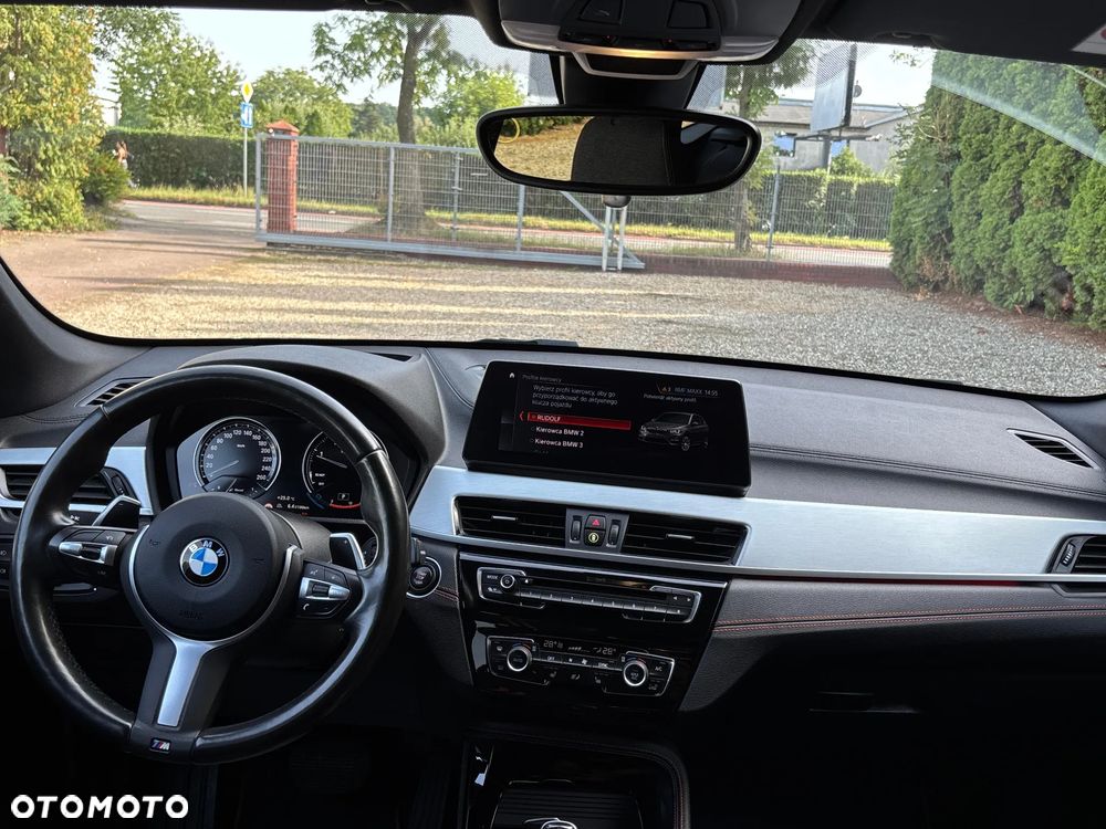 BMW X1 sDrive18d Sport Line - 14