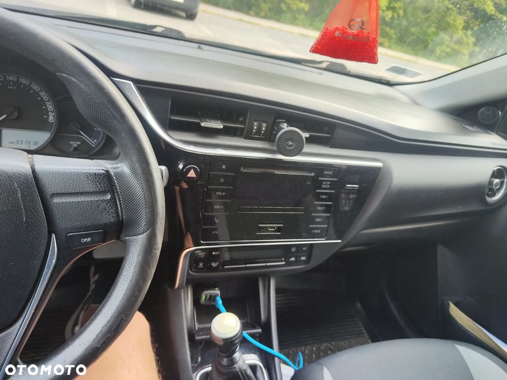 Toyota Auris 1.33 VVT-i Active - 6