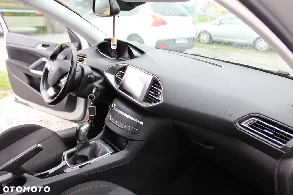 Peugeot 308 1.6 BlueHDi Active S&S - 21
