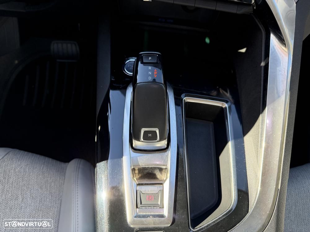 Peugeot 3008 1.6 BlueHDi GT Line EAT6 - 26