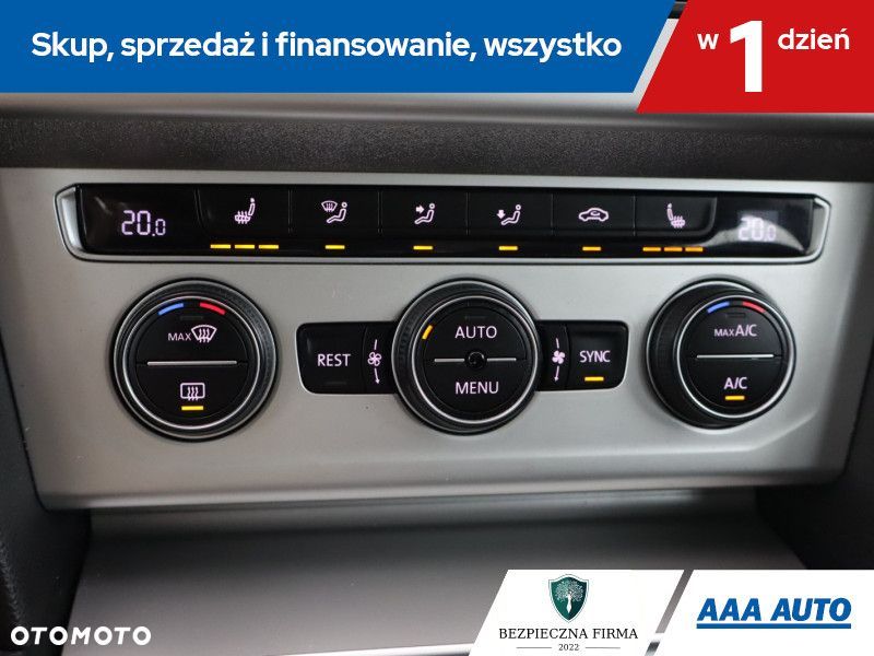 Volkswagen Passat Variant - 18